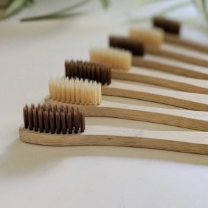 Cepillo dental de bambú con cerdas suaves sin BPA