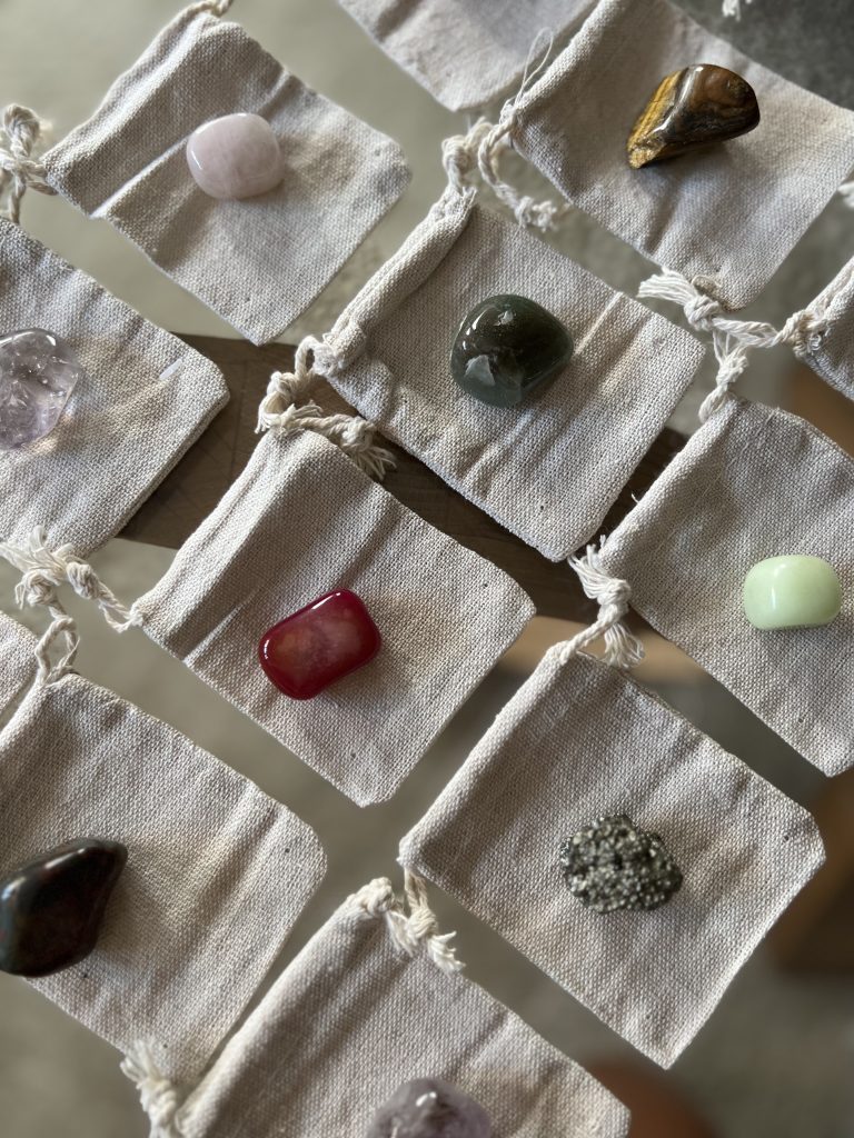 Piedras naturales - box sorpresa de una piedra natural